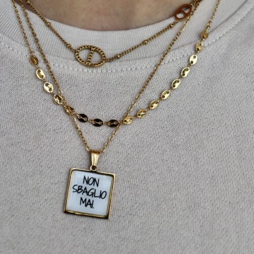 Collana Statement “Non Sbaglio Mai” – Ciondolo Quadrato