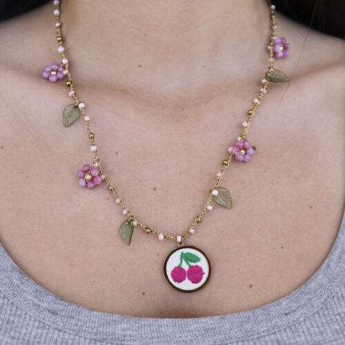 Collana Ricamo Ciliegie con Perline e Foglie -  Acciaio